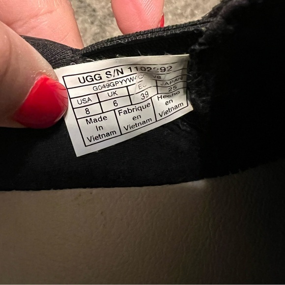 Ugg Womens Kitlyn Black Leather Slip On Comfort Shoes Size 8 - Picture 10 of 10